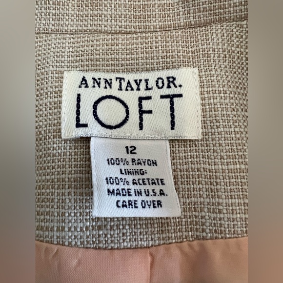 Ann Taylor Loft Blazer - Picture 3 of 8